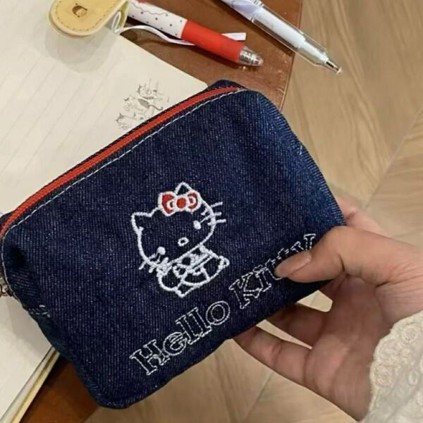 ハローキティ ポーチ ハローキティ刺繍 デニム 小物入れ ポーチ 小物入れ