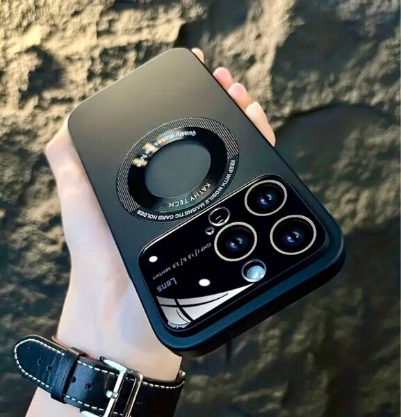 iPhone15 Plus ケース ブラック カラー ワイヤレス 充電 マグセーフ 対応 カメラ レンズ フルカバー 人気♪