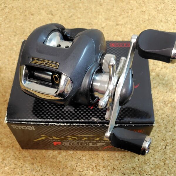 RYOBI イクシオーネ F3000LF リョービ