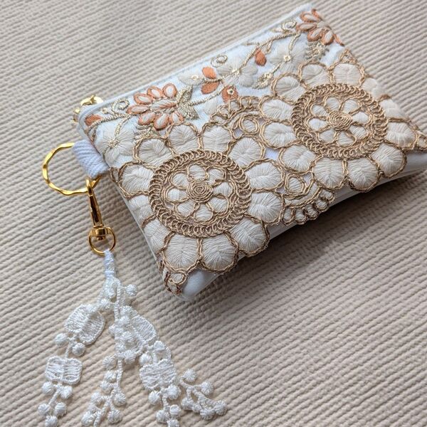 インド刺繍リボンポーチ 42.ホワイト系 ハンドメイド ミニポーチS