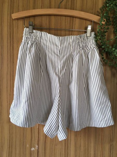 ●USED●LOWRYS FARM ローリーズファーム ショートパンツ ストライプ 裏地付き フリーサイズ レディース