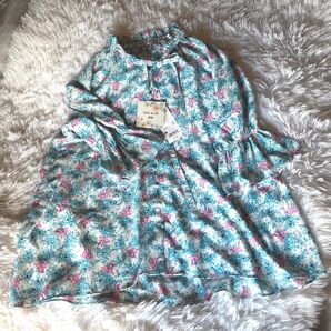 新品タグ付き!ユニクロ Paul & Joe コラボ 花柄ブラウス (M)