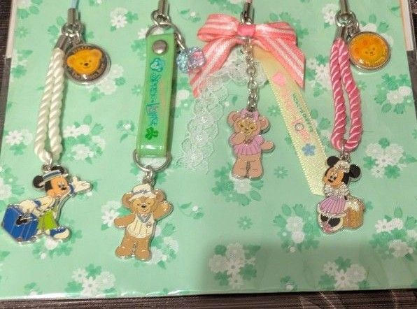 ◆お値下強化中◆ディズニーシー◆未開封未使用◆ストラップ4本セット
