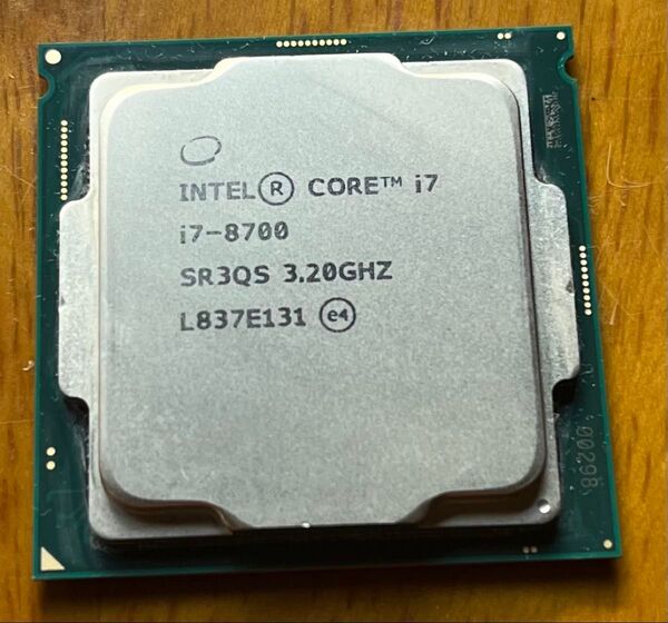 動作確認済 Intel Core i7 8700 LGA1151 CPU