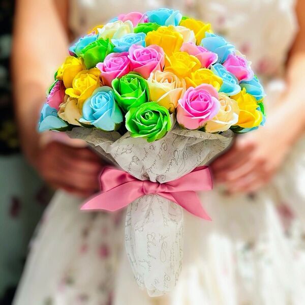 サヴォンローズ 花束 M(70本) カラフルミックス 薔薇 バラ ソープフラワー