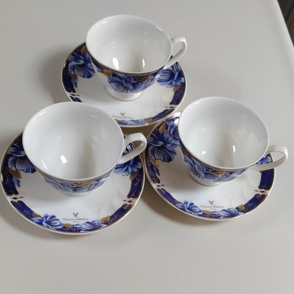 Giovanni Valentina カップ・ソーサー 3客セット
