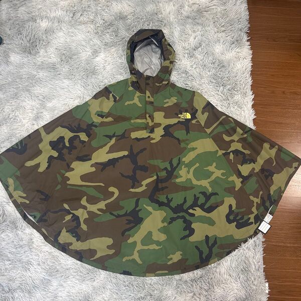 ノースフェイス レインポンチョsize150 未使用品 迷彩