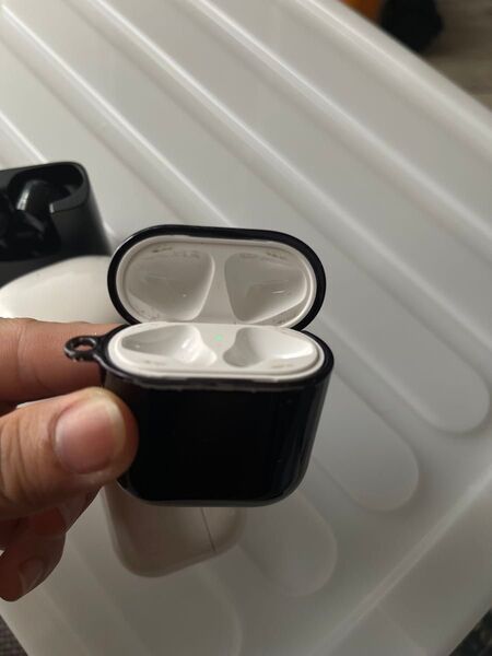 Apple純正 AirPods 第2世代 充電ケース + イヤホンおまけ付き
