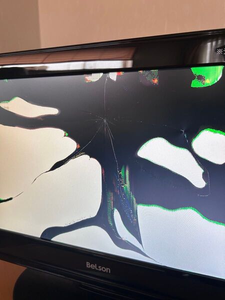 16型 液晶テレビ ジャンク品 液晶割れ