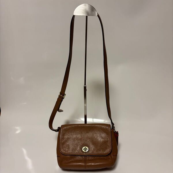 美品 COACH コーチ ショルダーバッグ ブラウン系 レザー ターンロックF23663