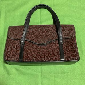 印傳屋 バンドバッグ 赤 漆 青海波