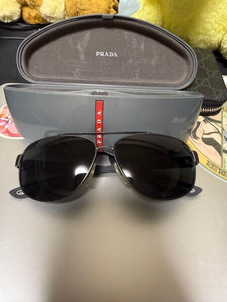 プラダサングラス PRADA