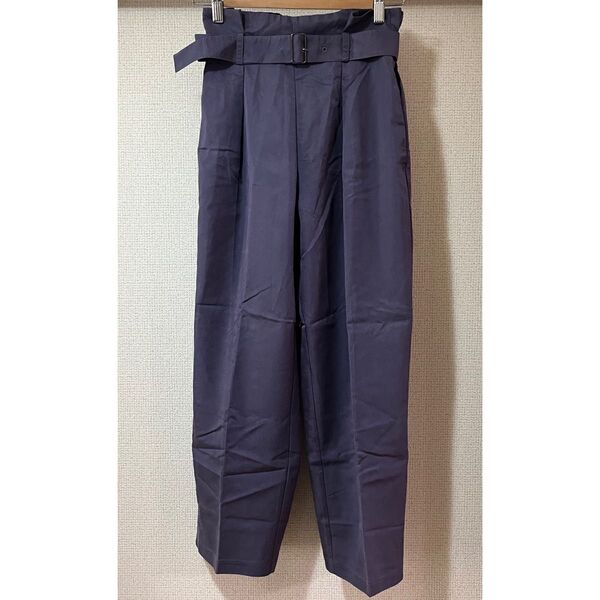 GU ベルトタックテーパードパンツ パープル