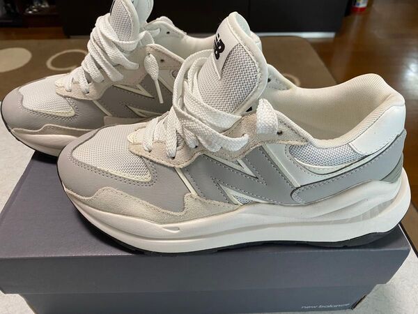 New Balance M5740 CPB グレー/ホワイト 26.0cm