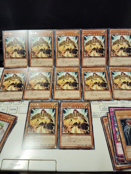 遊戯王 『マジェスティー・デビル』