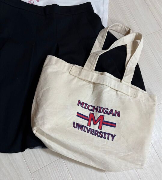 お値下げ!スクールサブバック コットンMICHIGAN UNIVERSITY お弁当バック トートバッグ