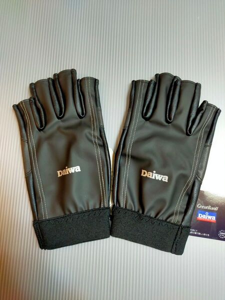 Daiwa フィッシング ソフトレザー グローブ5・フリーサイズ・グレー【未使用】