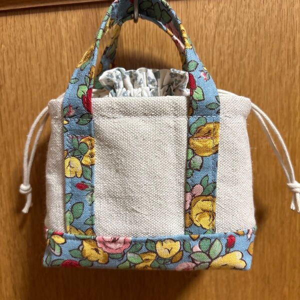 小さいは可愛い トート型ミニ巾着ポーチ ハンドメイド ★プレゼントを入れる用の袋としても◎