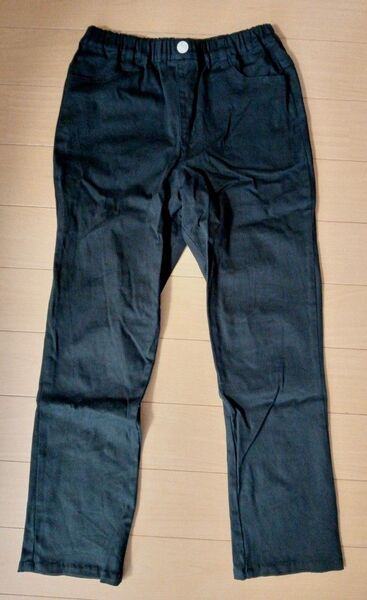 ロングパンツ 黒 150Eゆったりサイズ