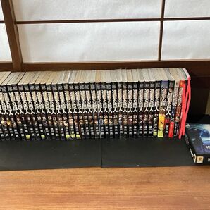 進撃の巨人 全巻セット+3冊+ボードゲーム