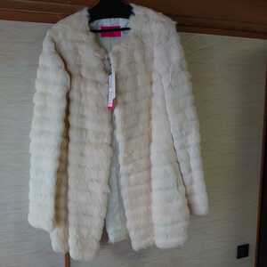 Pinky Girls меховое пальто 