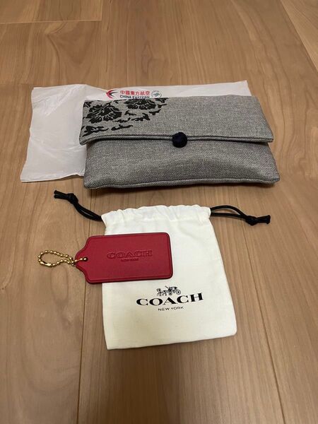 新品コーチ COACH レザー タグ チャーム キーホルダー 赤 袋付. おまけ:中国東方航空アメニティ
