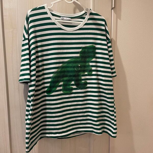 ZARA ボーダー柄Tシャツ 恐竜プリント グリーン Mサイズ