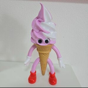 フレーバーズ ストロベリーソフトミックス フィギュア