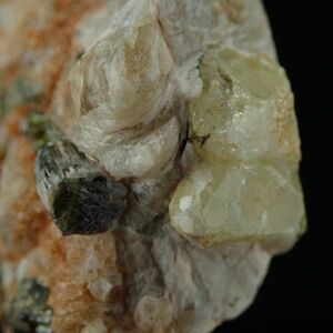 ローディサイト 17g PP178 マダガスカル ロディザイト 天然石 原石 鉱物 パワーストーン