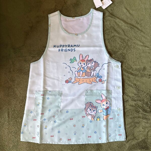 新品○クピラムフレンズ エプロン○サイズM〜L○