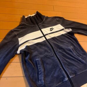 《値下げ中!》NIKE パーカー ベロア生地