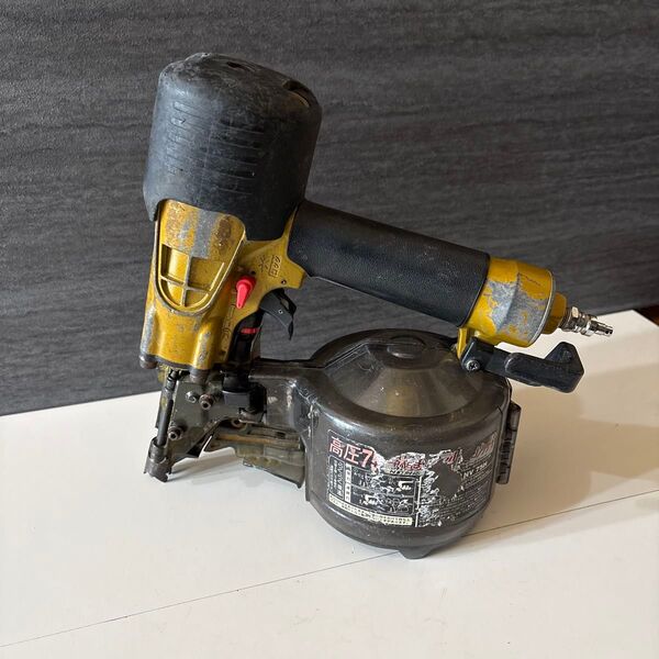 日立工機 高圧釘打ち機 NV75H ジャンク