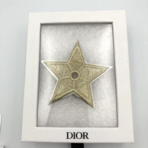 【新品・箱付き】Diorクリスチャンディオールピンバッジスターゴールド