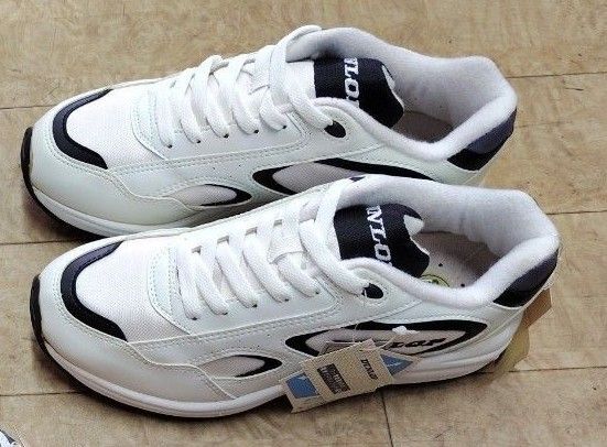 【未使用】DUNLOP スニーカー マックスラン 24.5cm EEE