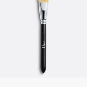 新品 Dior ディオール バックステージ フルイド ファンデーションブラシ ライトカバー