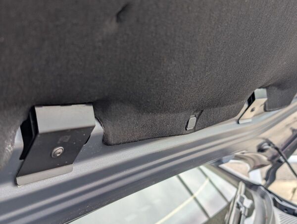 VW ゴルフ ボンネット遮熱材遮音材 キーパーmaniacs Bonnet Insulator Retaining