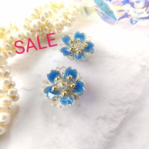 No.m52 輝きの花 桜 青空ブルー ピアス イヤリング