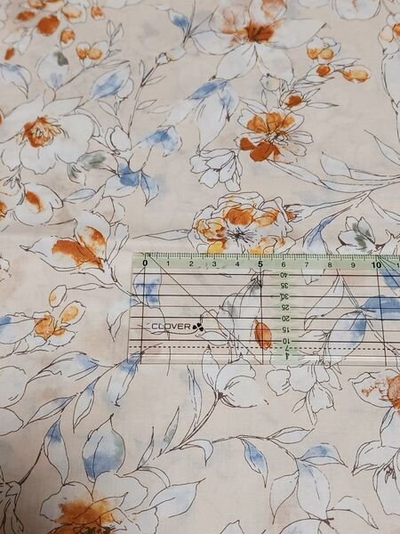 145 小紋工房 綿ローン 可憐な 草花ボタニカル 108×60cm