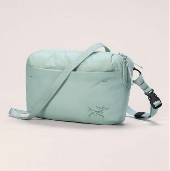 【新品未使用】国内正規品 アークテリクスHilliard 6 Crossbody Bag ヒリアド6 Stone Green