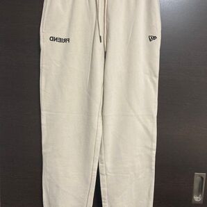 新品 ニューエラ スウェットパンツ 重盛さと美feat.友達 FRIEND