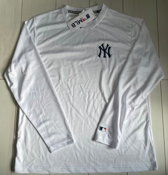 新品 LL サイズ ヤンキース 長袖Tシャツ メッシュ 白