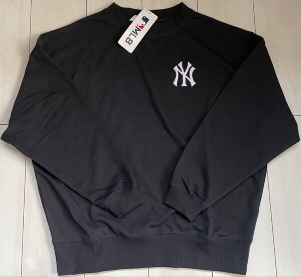 新品 Lサイズ MLB ヤンキースレディース トレーナー 黒