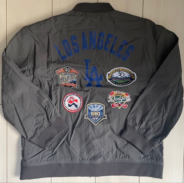 ラスト1点 新品 150cm MLB ドジャース ブルゾン グレー