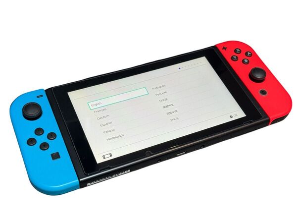 Nintendo Switch HAC-001(-01) 本体のみ(Joy-Con付き) 2020年モデル