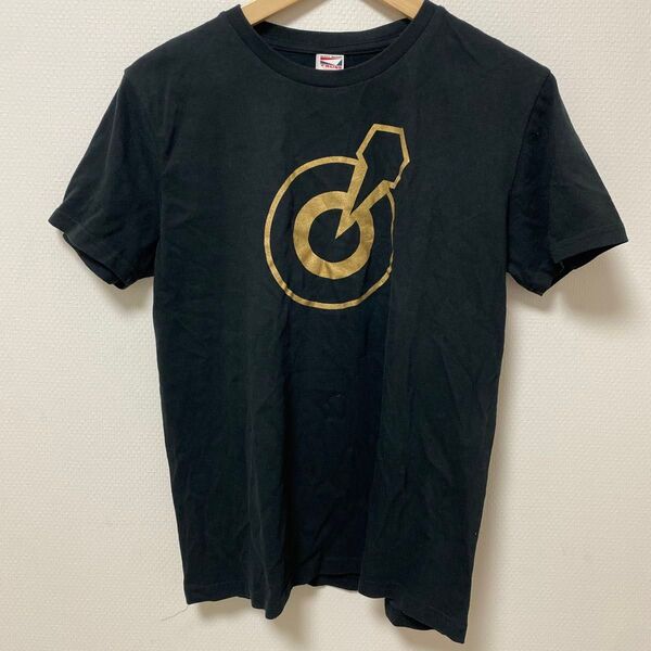 Tシャツ 黒 半袖 ロゴ プリント Mサイズ ダーツ Tシャツ M ブラック プリント