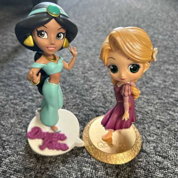プリンセスフィギア。ジャスミン、ラプンツェル。