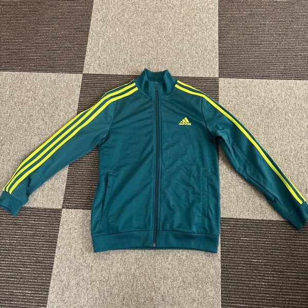 adidas ジャージ グリーン 蛍光イエローライン 150