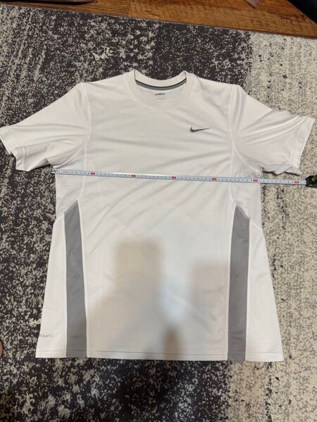 NIKE 半袖Tシャツ ホワイト