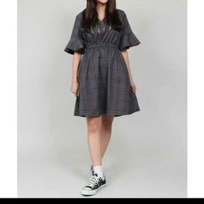 新品PUNYUS バックリングチェックワンピース ワンピース