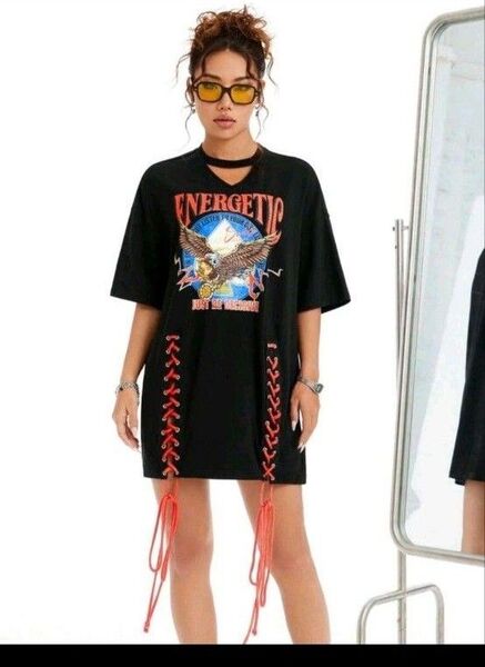 SHEIN 完売 編上げ チョーカーデザインTシャツ ストリート Tシャツ プリント